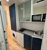 Miniature 1