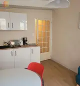 Miniature 1