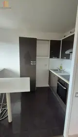 Miniature 9