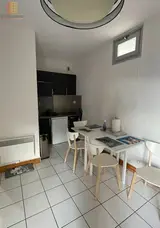 Miniature 1