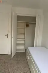 Miniature 4