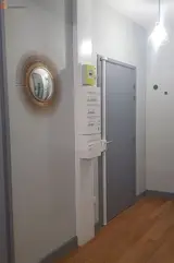 Miniature 4