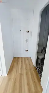Miniature 4