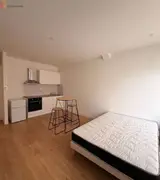 Miniature 4