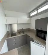Miniature 10