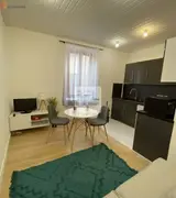 Miniature 10