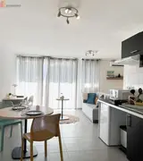 Miniature 1