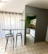 Miniature 4