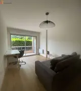 Miniature 10