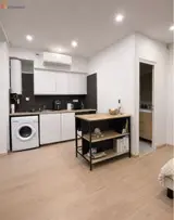 Miniature 1