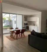 Miniature 4