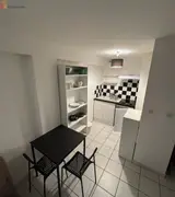 Miniature 4