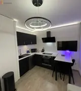 Miniature 4