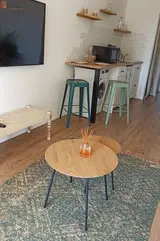 Miniature 1