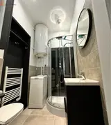 Miniature 1