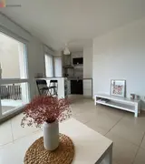 Miniature 4