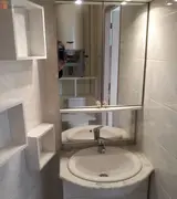 Miniature 1