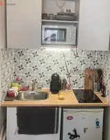 Miniature 4