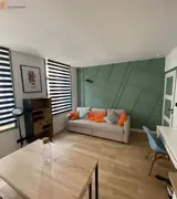 Miniature 10