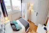 Miniature 4