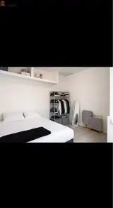 Miniature 4