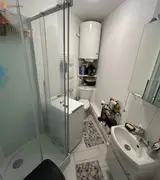 Miniature 1
