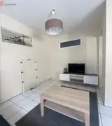 Miniature 4