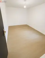 Miniature 4