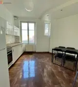 Miniature 4