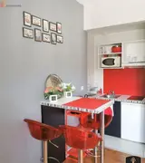 Miniature 1
