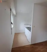 Miniature 4