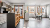 Miniature 10
