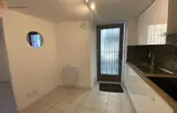 Miniature 10