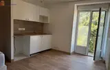 Miniature 4