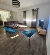Miniature 4