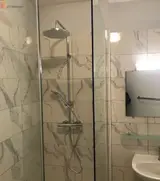 Miniature 10