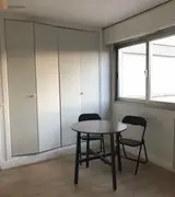 Miniature 4