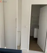 Miniature 4