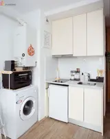 Miniature 4