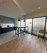 Miniature 10