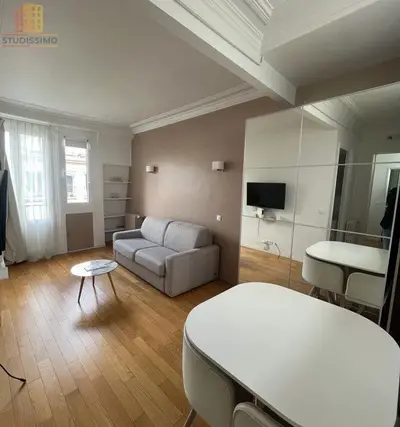 Studio à Paris
