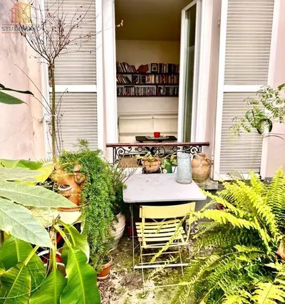 Studio à Paris