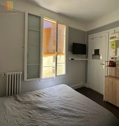 Studio à Paris