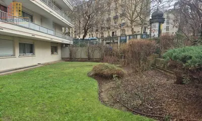 Studio à Paris