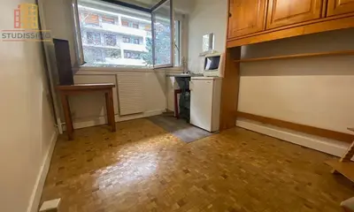 Studio à Paris