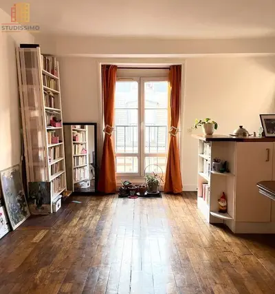 Studio à Paris