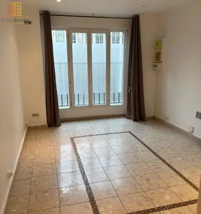 Studio à Paris