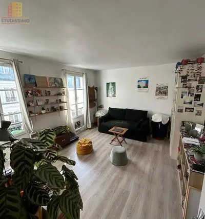 Studio à Paris