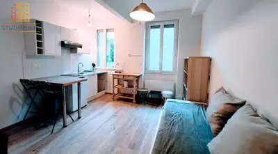 Studio à Courbevoie