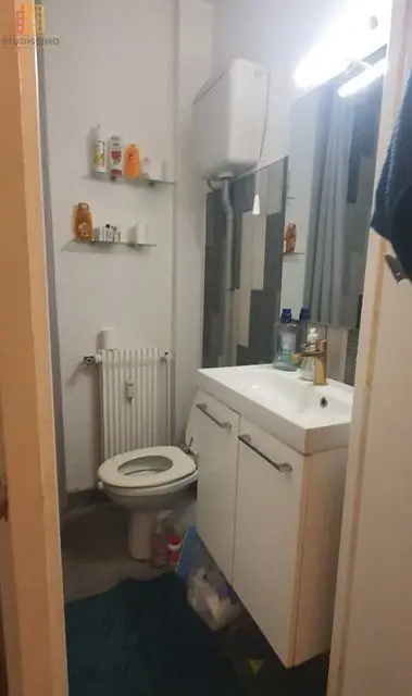 Studio à Suresnes